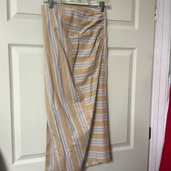 Never worn Zara striped midi skirt with cool details - Picture 1 of 5
